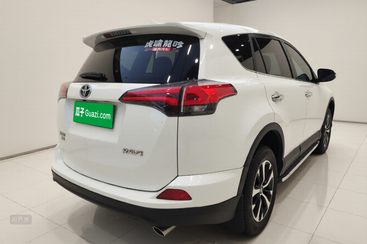 Toyota RAV4 2018 car image #7