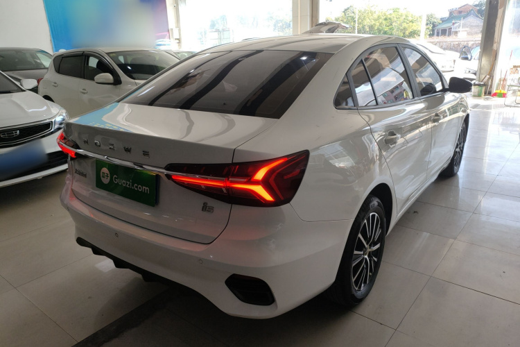 Roewe i5 2021 car image #7
