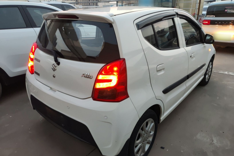 Suzuki 2014 car image #7
