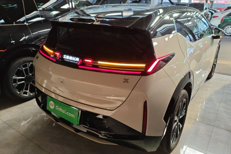 Zeekr X 2024 immagine di auto #7