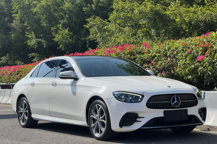 Mercedes-Benz E Class 2021 car image #7