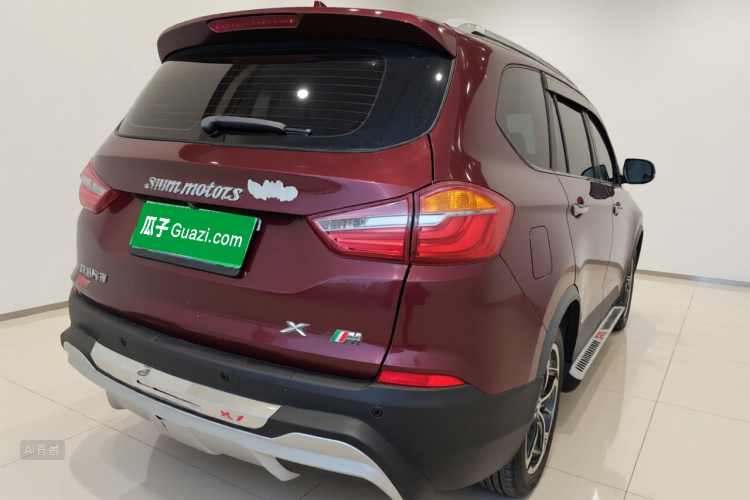 SWM X7 2017 صورة سيارة #7