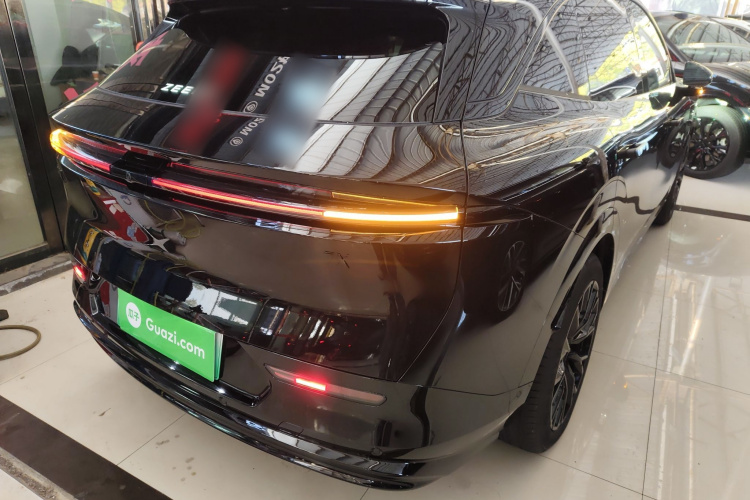 Zeekr 7X 2025 car image #7