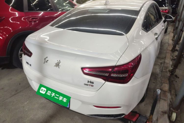 HongQi H5 2022 #7 HongQi H5 2022 car image #7