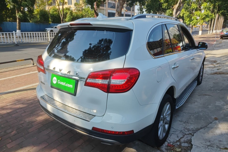 Haval H8 2015 #7 Haval H8 2015 car image #7