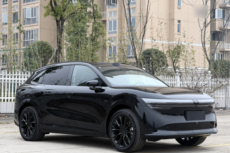 极氪 极氪7X 2025 汽车图片 #7