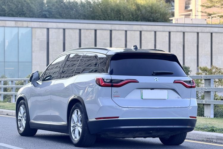 NIO ES8 2021 car image #7