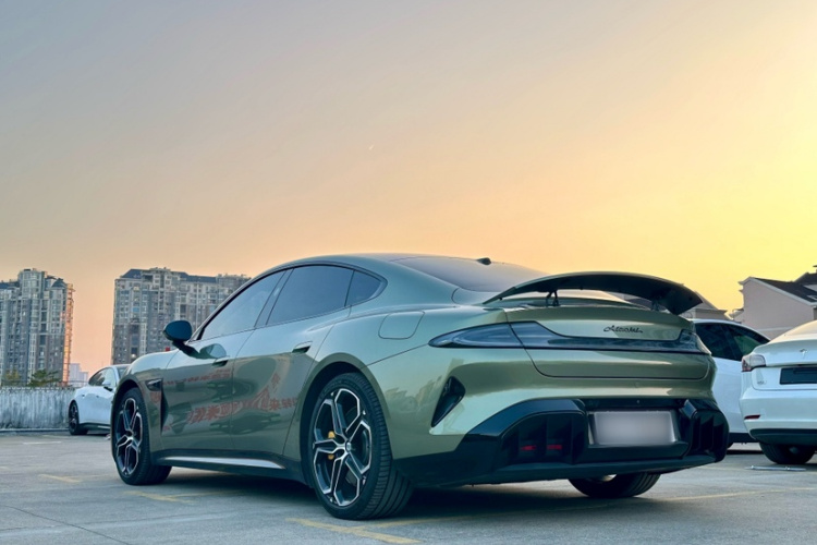 小米汽车 小米SU7 2024 汽车图片 #7