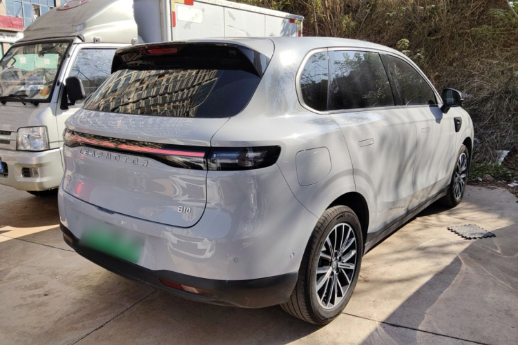 零跑汽车 零跑B10 2025 汽车图片 #7