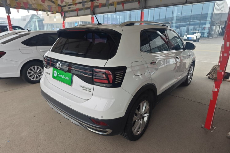 Volkswagen T-Cross 2019 car image #7