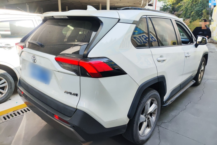 Toyota RAV4 2020 car image #7