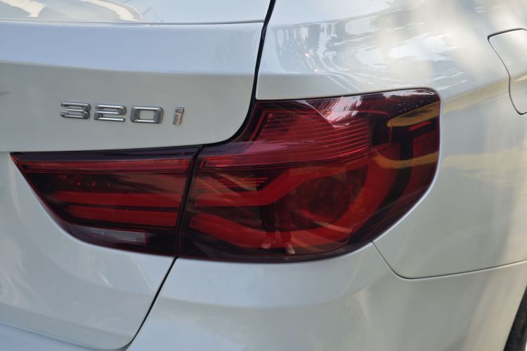 BMW 3 Series GT 2021 car image #7