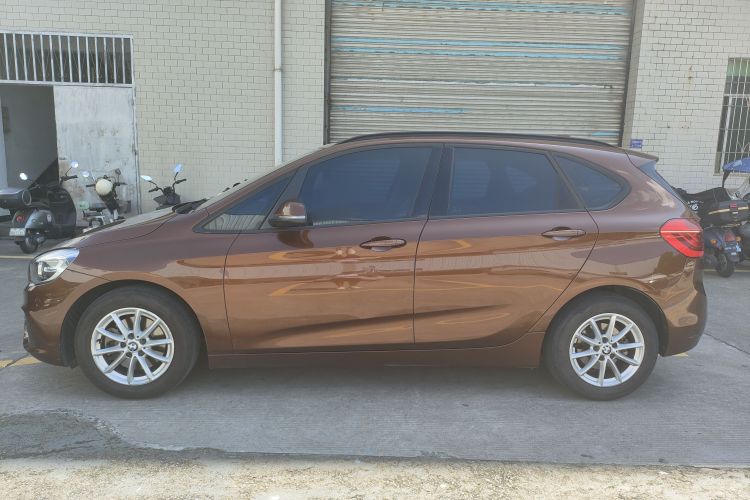 BMW 2 Series Tourer 2016 imagem de carro #7