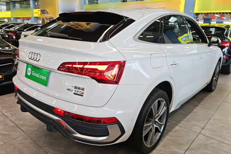 Audi Q5L Sportback 2021 car image #7