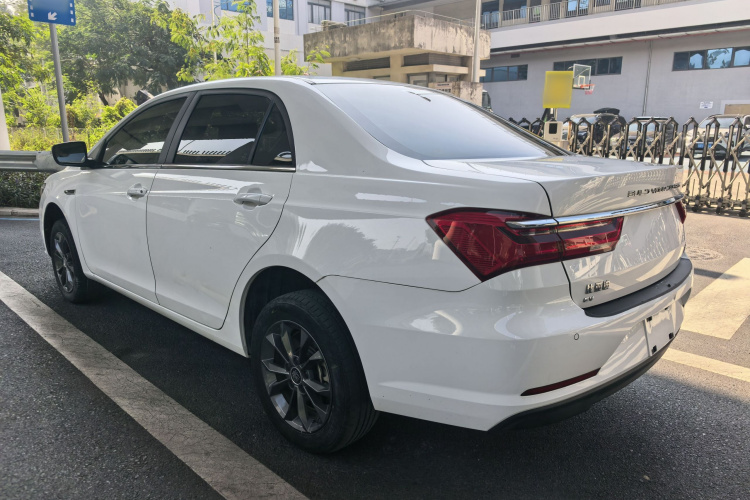BYD Qin New Energy 2022 car image #7