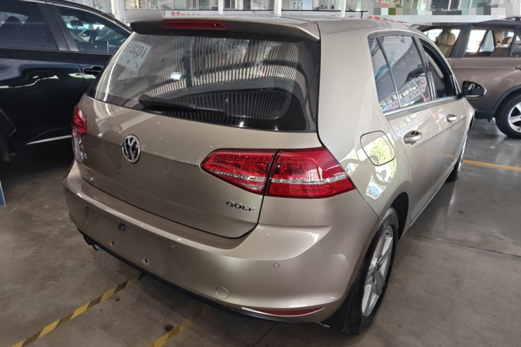 Volkswagen Golf 2016 car image #7