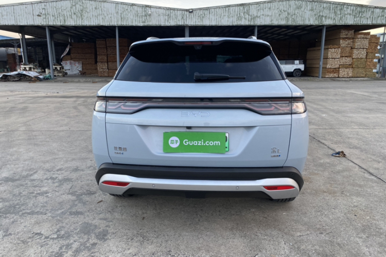 BYD SongL DM-i 2025 car image #7