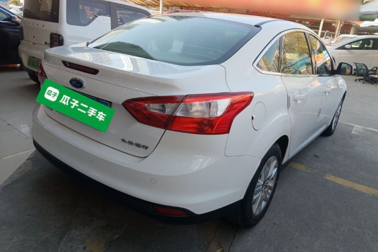 Ford Focus 2015 #7 Ford Focus 2015 car image #7