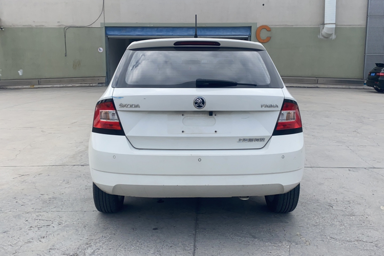 Skoda Fabia 2019 car image #7