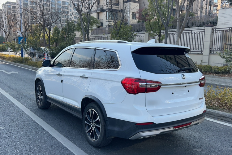 Forthing JOYEAR X5 2019 car image #7