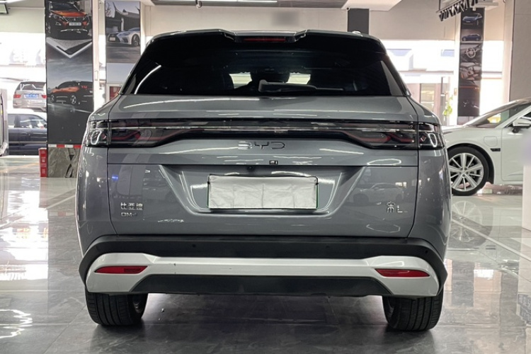 BYD SongL DM-i 2024 car image #7