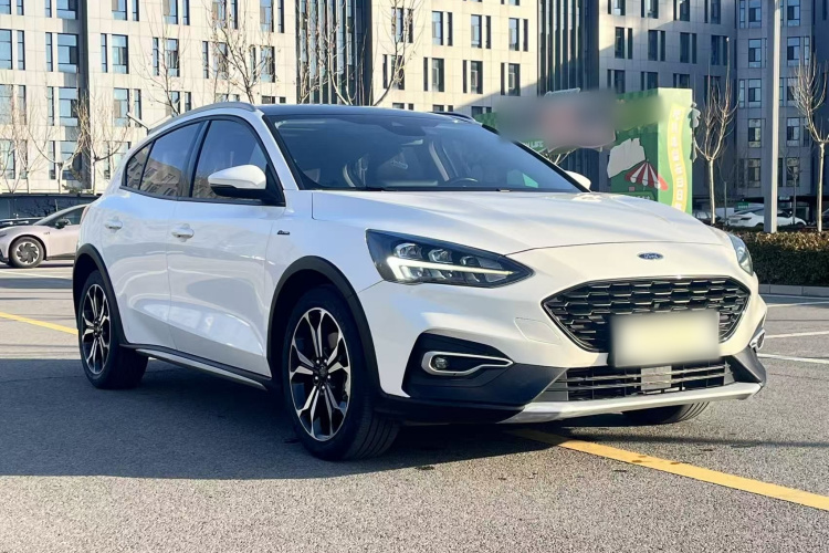 Ford Focus Active 2020 #7 Ford Focus Active 2020 car image #7