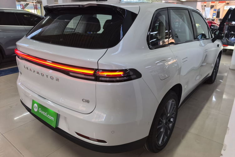 零跑汽车 零跑C10 2025 汽车图片 #7