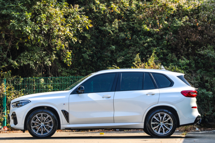 BMW 2019 #7 BMW 2019 car image #7