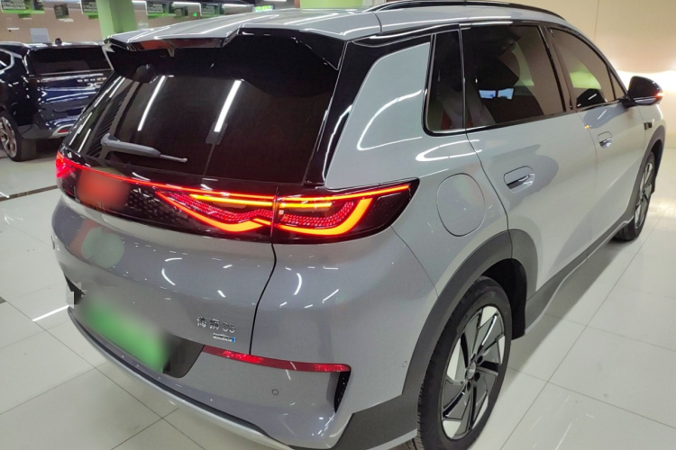 BYD Sea Lion 05 EV 2025 #7 BYD Sea Lion 05 EV 2025 car image #7