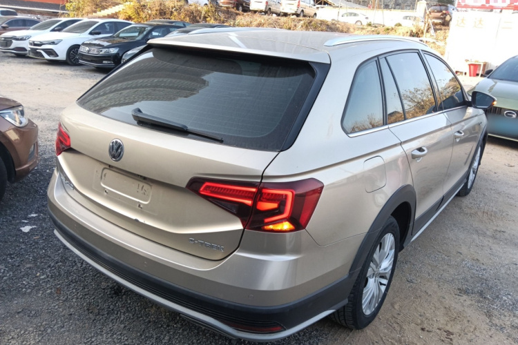 Volkswagen C-Trek 2019 immagine di auto #7