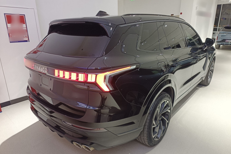 Lynk & Co 09 EM-P 2022 car image #7