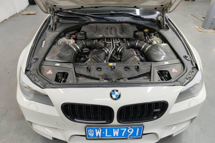 BMW M5 2015 #7 BMW M5 2015 صورة سيارة #7