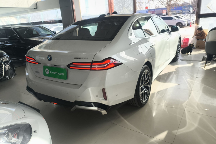 宝马 宝马i5 2025 汽车图片 #7