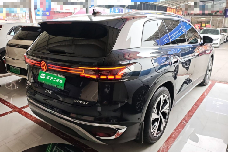 Volkswagen ID.6 Crozz 2023 immagine di auto #7