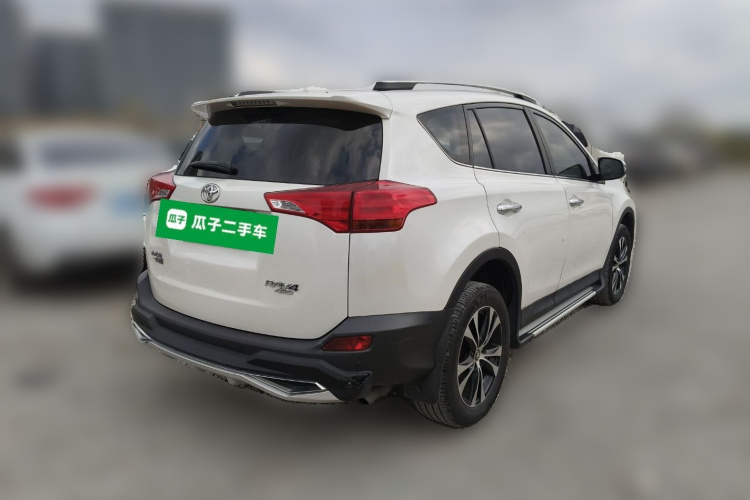 Toyota RAV4 2015 #7 Toyota RAV4 2015 car image #7