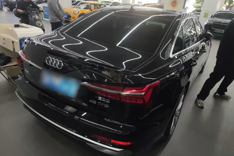 Audi A6L 2023 car image #7