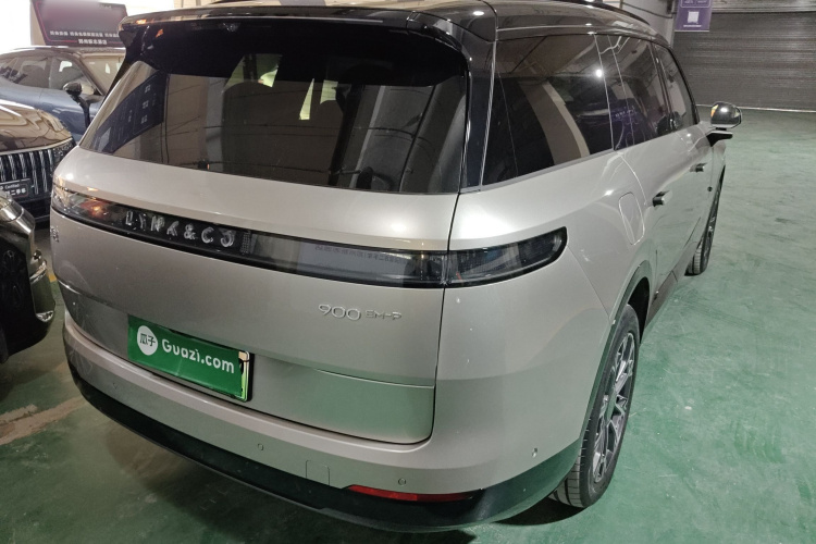 Lynk & Co 900 2025 #7 Lynk & Co 900 2025 car image #7