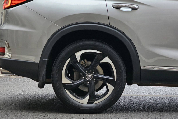 Changan CS85 Coupe 2019 car image #7