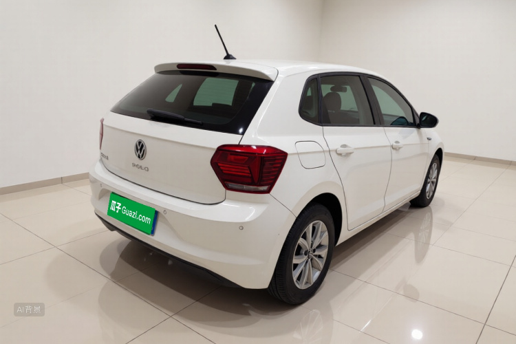 Polo 2022 car image #7