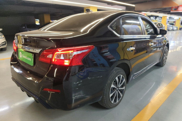 Nissan 2020 car image #7