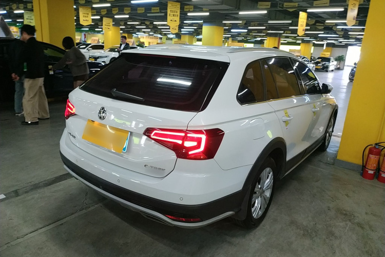 Volkswagen C-Trek 2017 immagine di auto #7