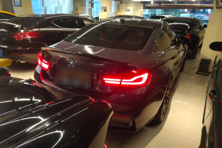 BMW M4 2018 car image #7