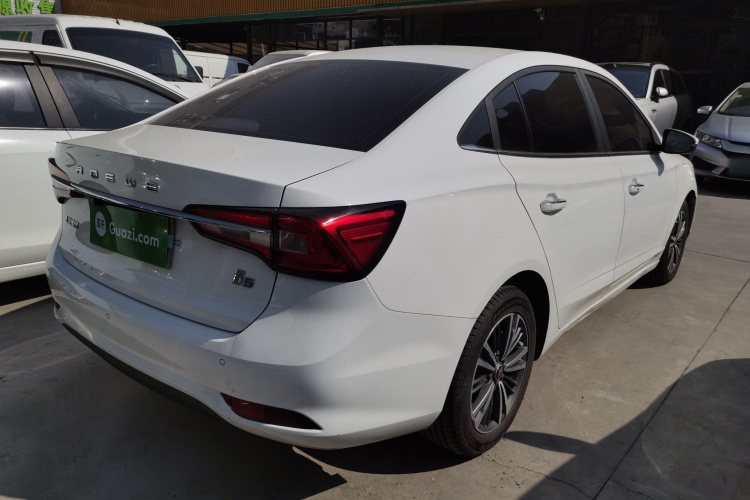 Roewe i5 2019 #7 Roewe i5 2019 car image #7