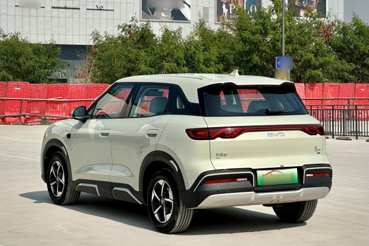 BYD YuanUP 2025 #7 BYD YuanUP 2025 car image #7