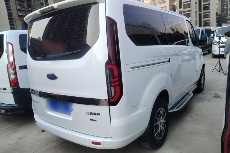 Ford Transit 2025 #7 Ford Transit 2025 car image #7