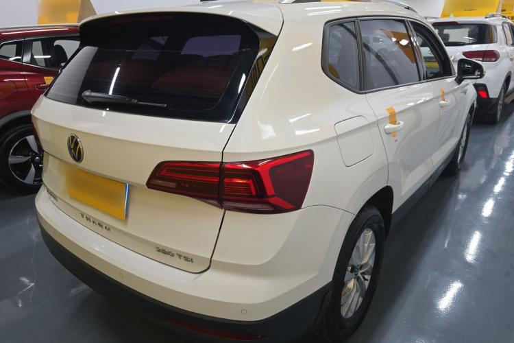 Volkswagen Tharu 2020 car image #7