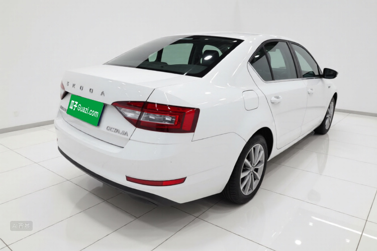 Skoda Octavia 2020 #7 Skoda Octavia 2020 car image #7