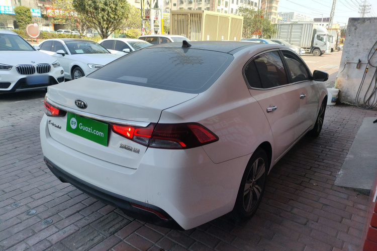 Kia K5 2017 imagen de coche #7