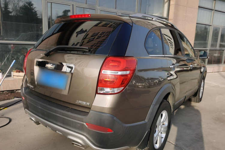 Chevrolet Captiva 2016 car image #7