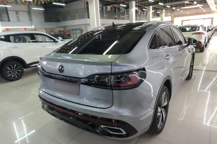 Volkswagen Tiguan X 2021 صورة سيارة #7